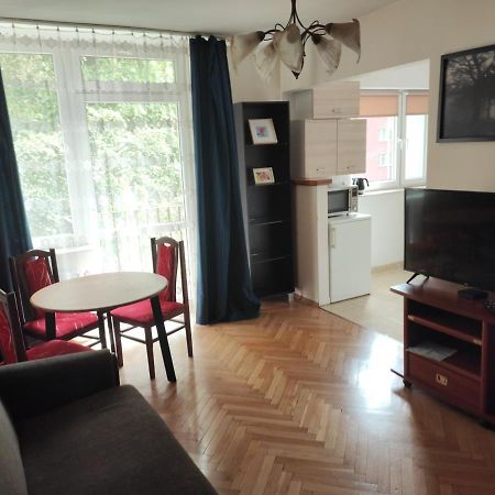 Zielony Zoliborz Varşovia Exterior foto