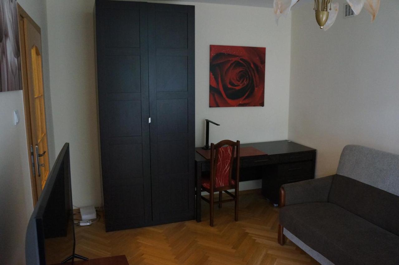 Zielony Zoliborz Varşovia Exterior foto