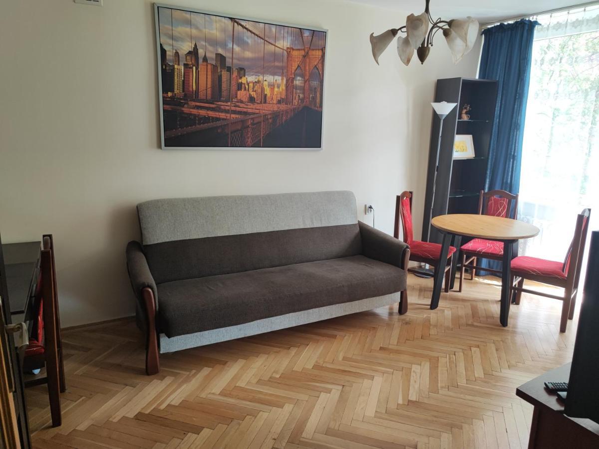 Zielony Zoliborz Varşovia Exterior foto
