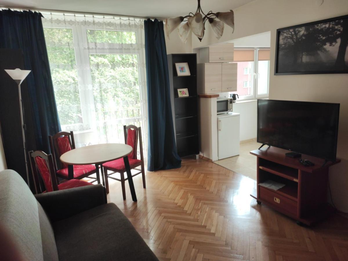 Zielony Zoliborz Varşovia Exterior foto